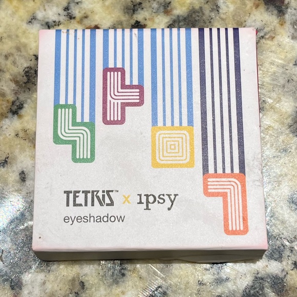 5/$25 New Tetris x Ipsy Top Out Eyeshadow Sparkle Blue Glitter Shimmer Travel - Picture 6 of 6